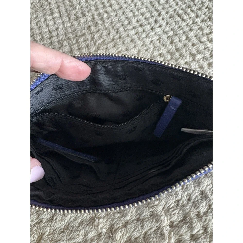 Juicy Couture Womens Blue Faux Leather Zip Pockets Wristlet Clutch Purse Bag